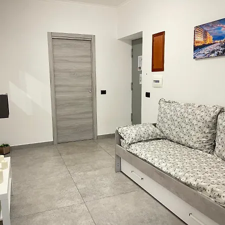 La Piazzetta דירה